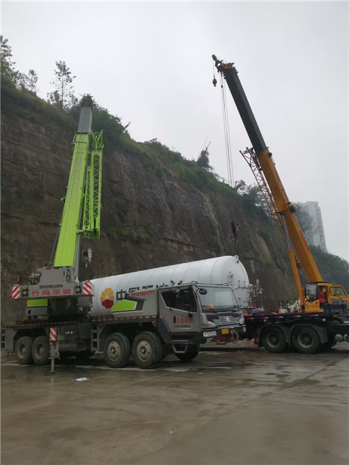 石家庄市“不怕风雨冻”—— 吊车的 “恶劣环境适应” 技术